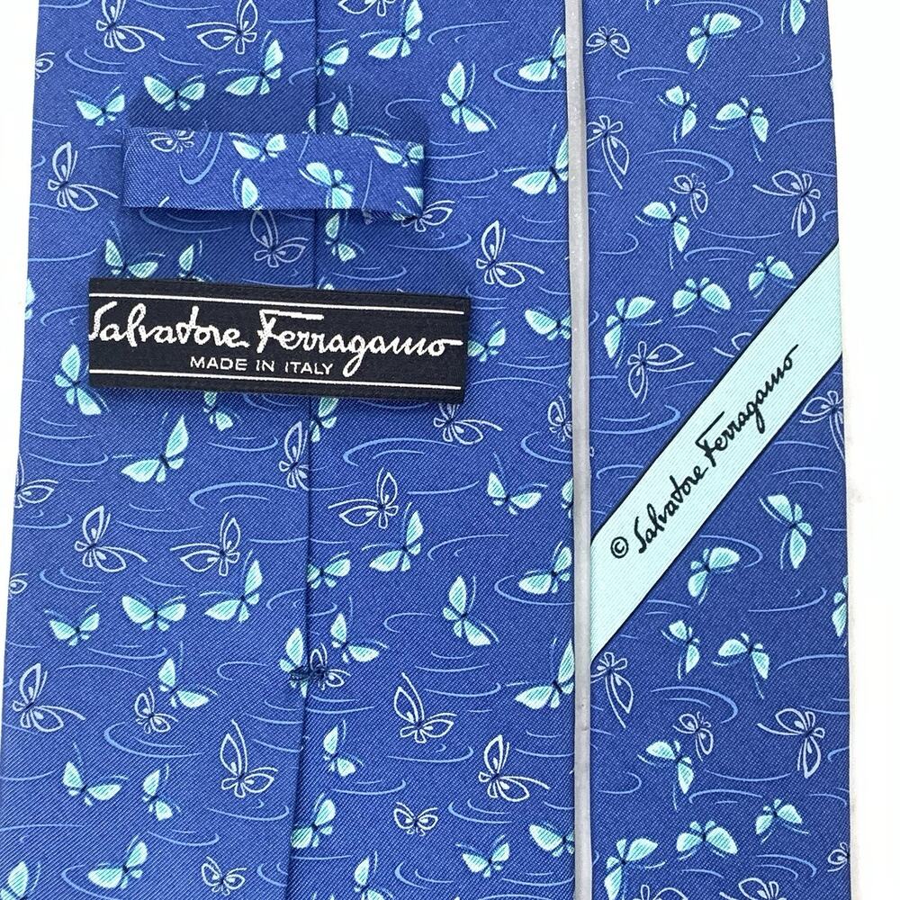 SALVADORE FERRAGAMO Tie 100% Silk 58” x 3-5/8” Blue Butterflies on Blue EUC - Picture 4 of 5